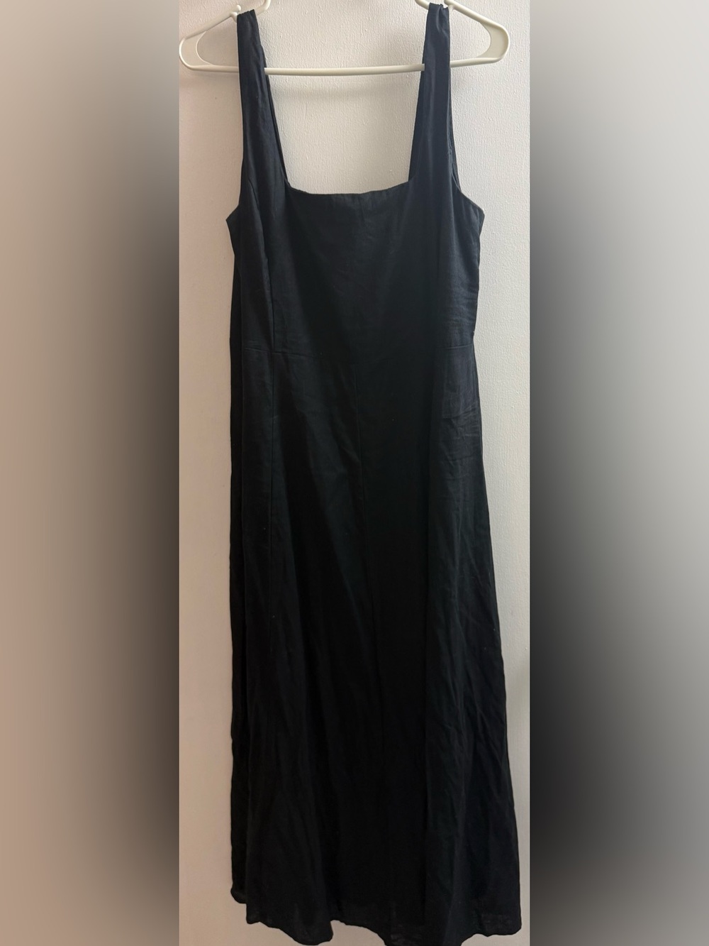 GAP Black Sleeveless Maxi Dress